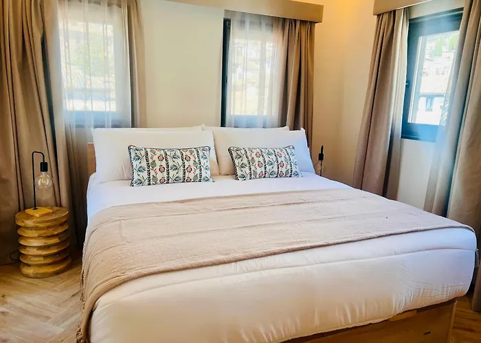 Amiras Homes Collection Adults Recommend * Granada