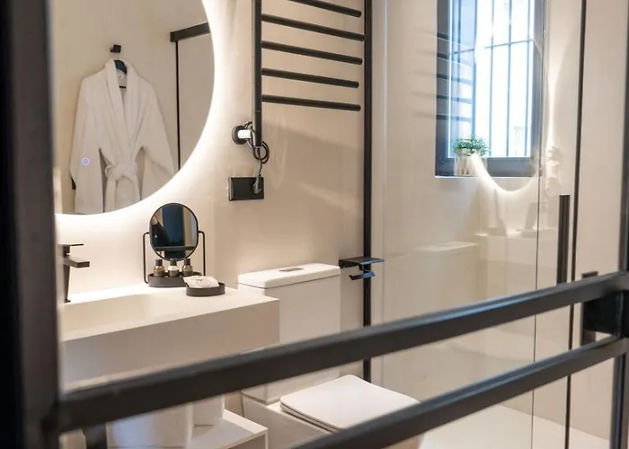 Amiras Homes Collection Adults Recommend Pensión