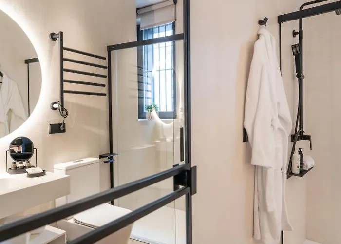 Amiras Homes Collection Adults Recommend Pensión