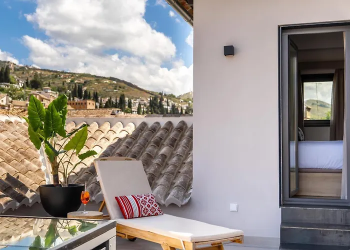 Amiras Homes Collection Adults Recommend Pensión *