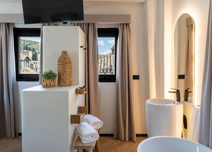Amiras Homes Collection Adults Recommend