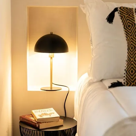 Amiras Homes Collection Hotel *