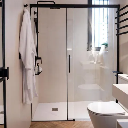 Hotel Amiras Homes Collection