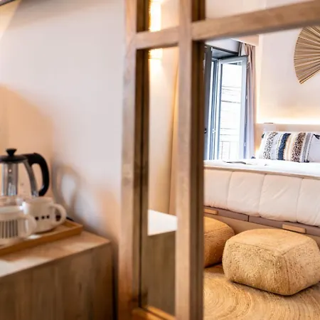 Amiras Homes Collection Hotel *